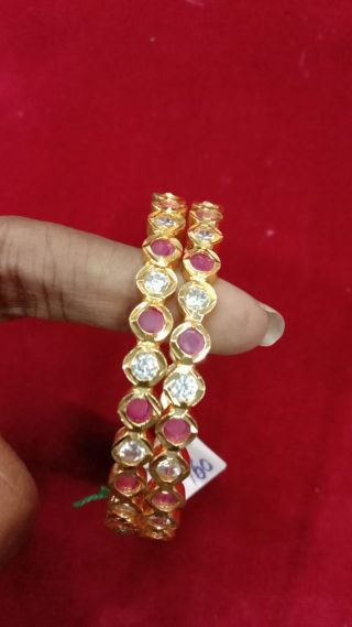 Stone Iympon Bangle Si90025