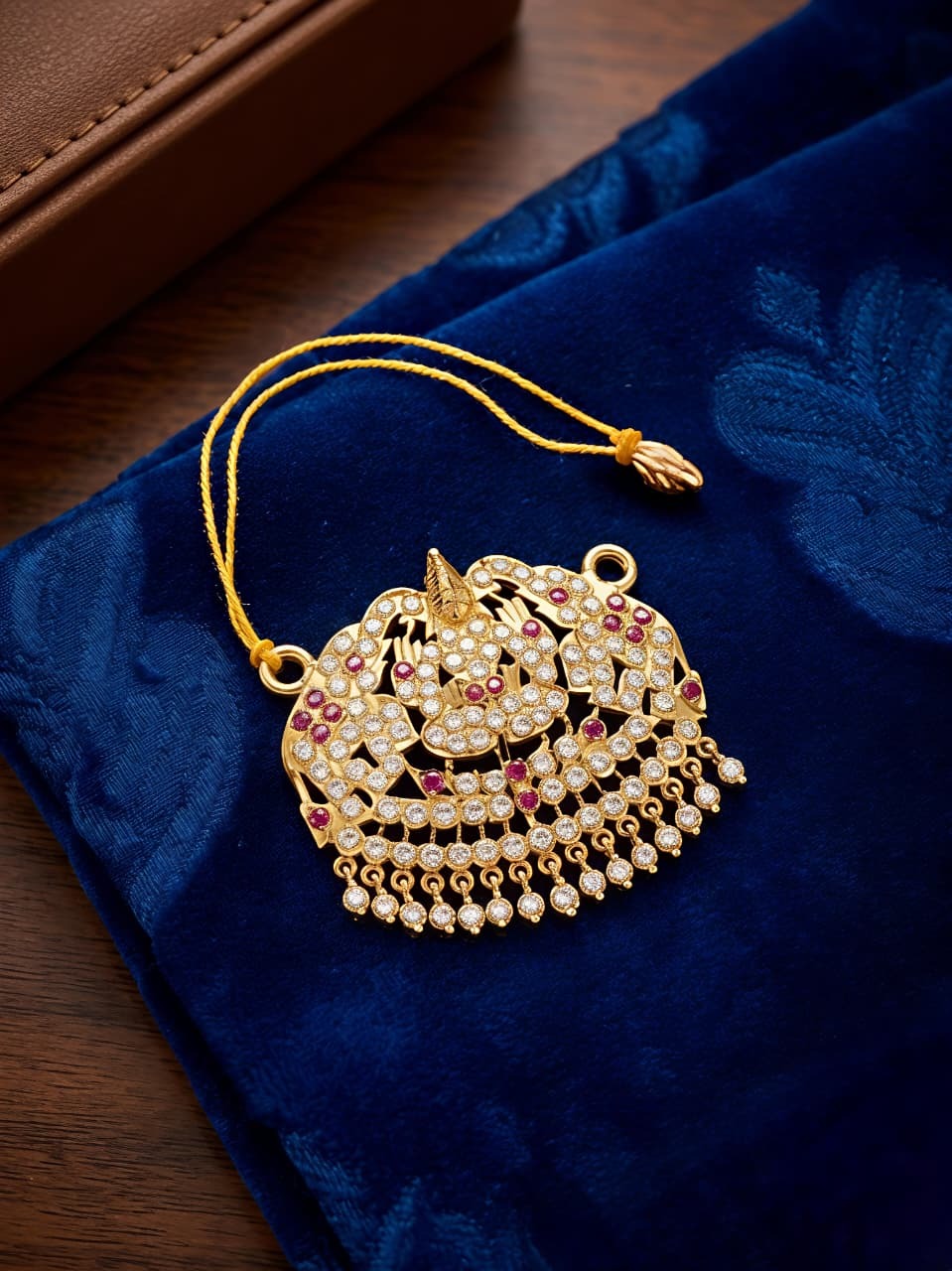 Iympon Lakshmi Dollar Pink With White Id0335