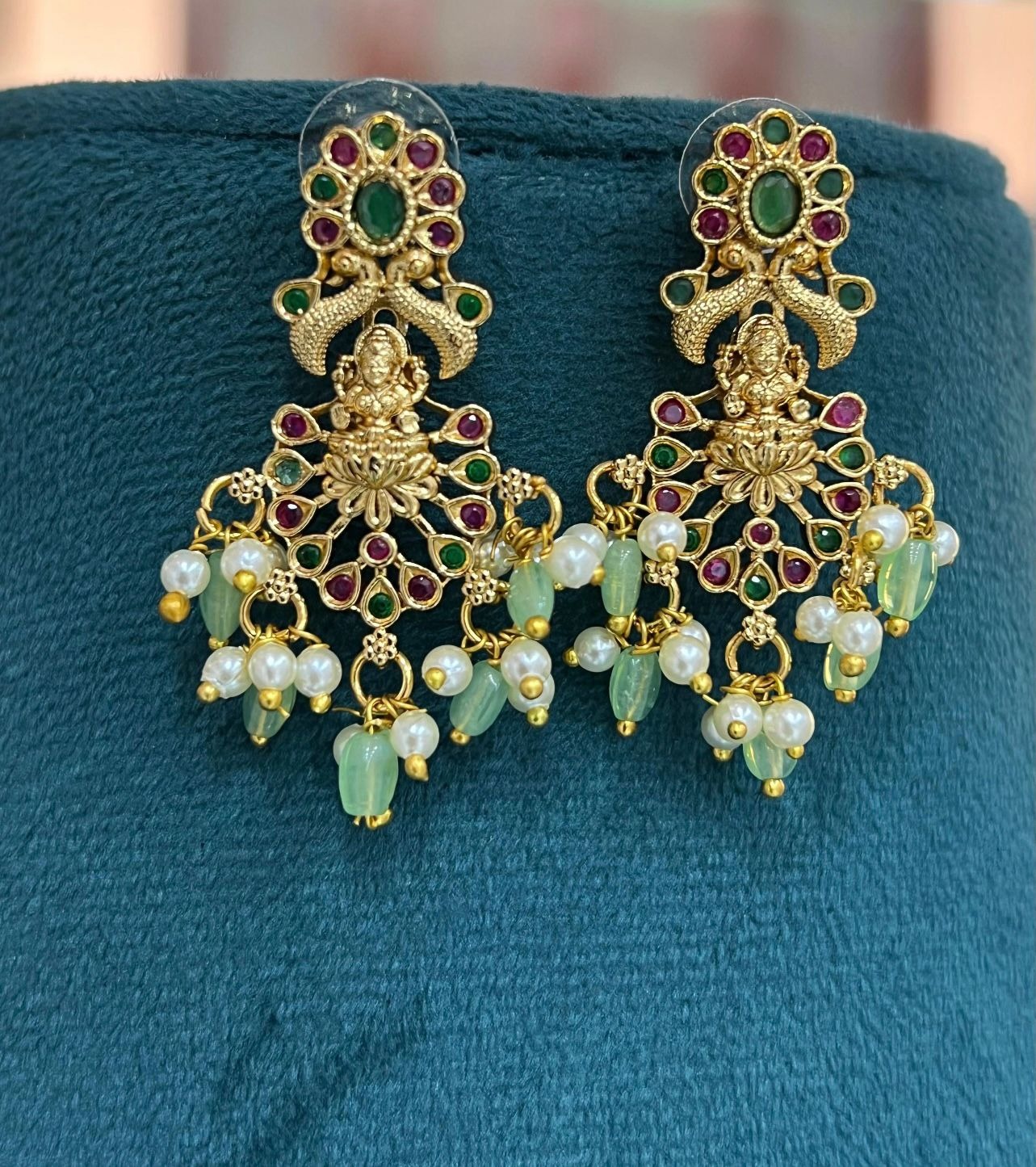 Lakshmi Matti Ear Ring Pearl Drops Se0034