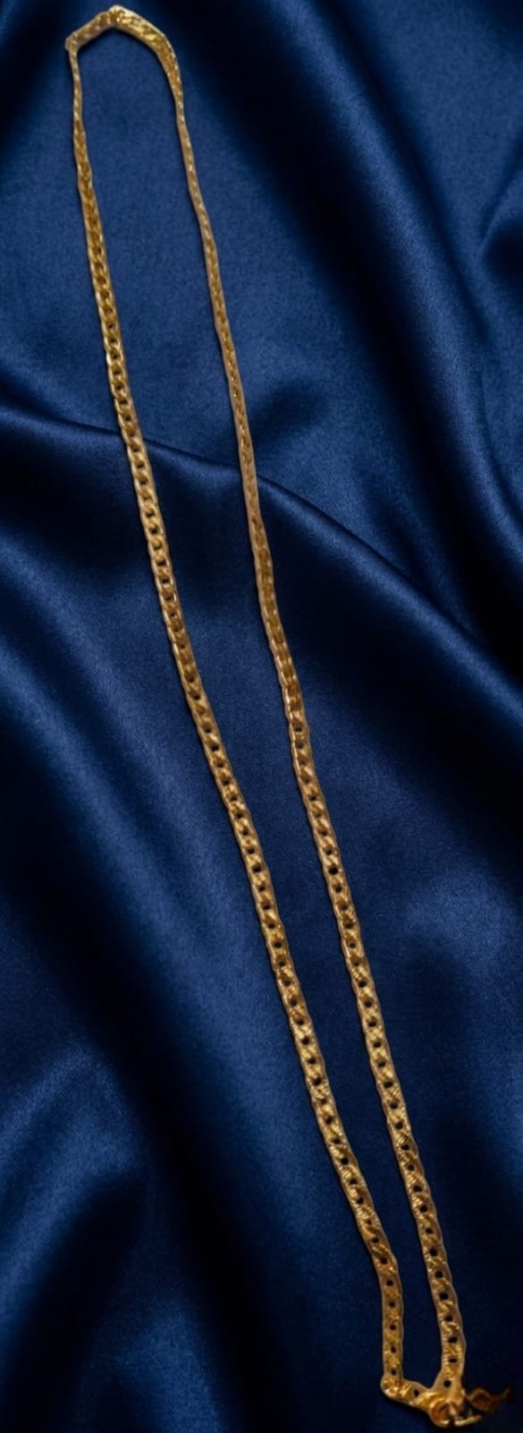 Twenty Four Inch Chain C20219