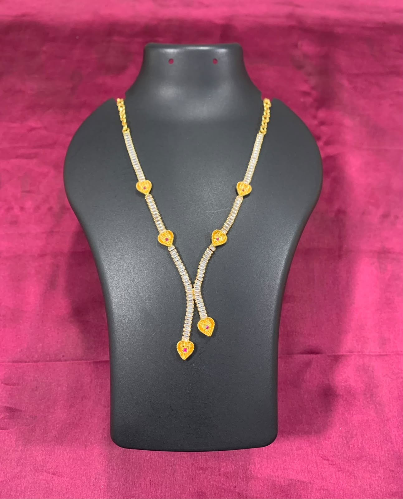 Ad Stone White Stone Heart Necklace Sn0244