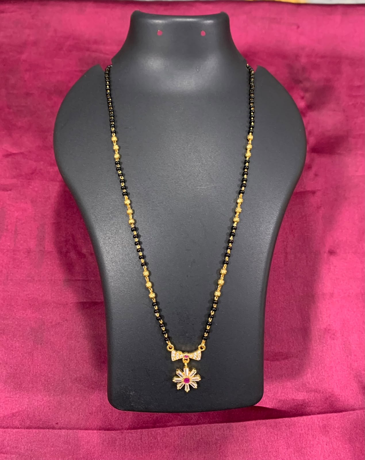 Black Beads Short Chain Ei0192