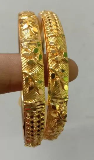 2.10 Bangle 2100033