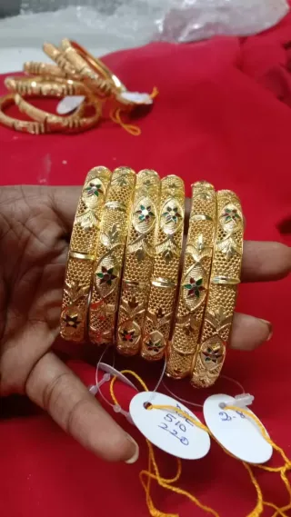 2.4 Bangle 240179