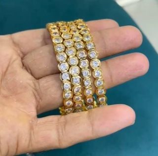 2.10 Iympon Bangle 1i0010