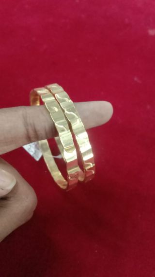 2.2 Bangles 220024