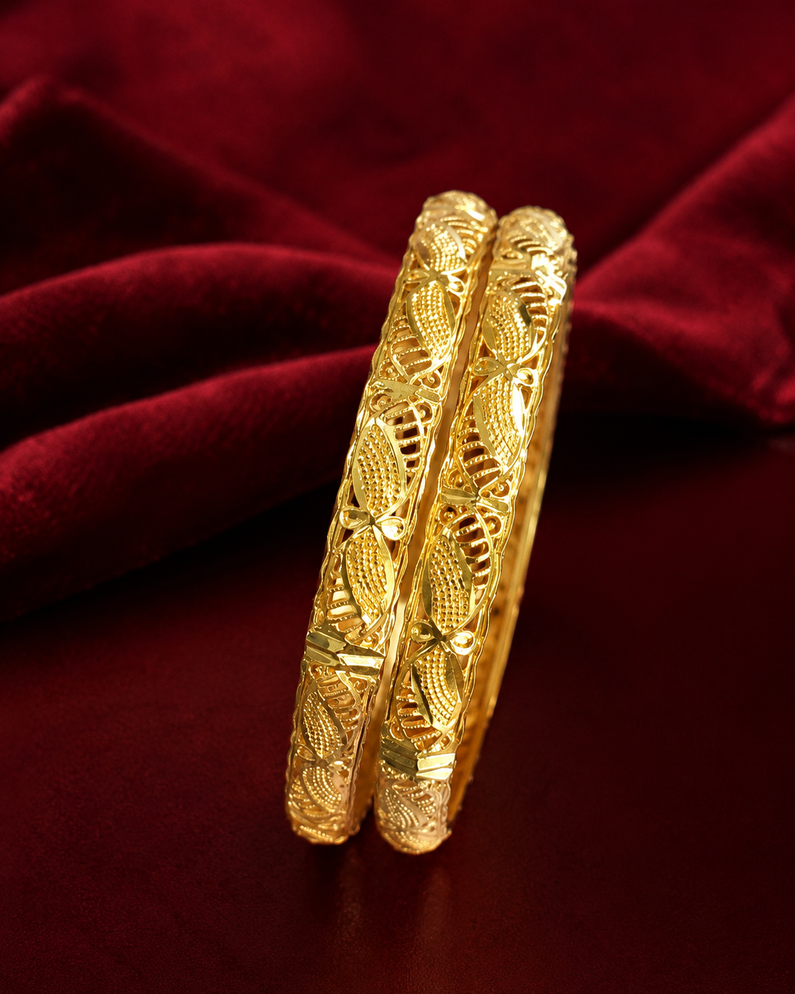 2.9 Bangles