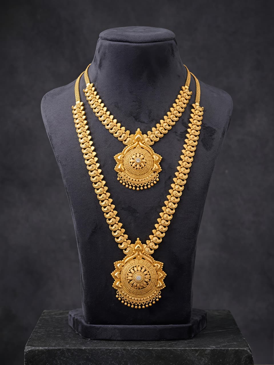 Stone Aaram Necklace