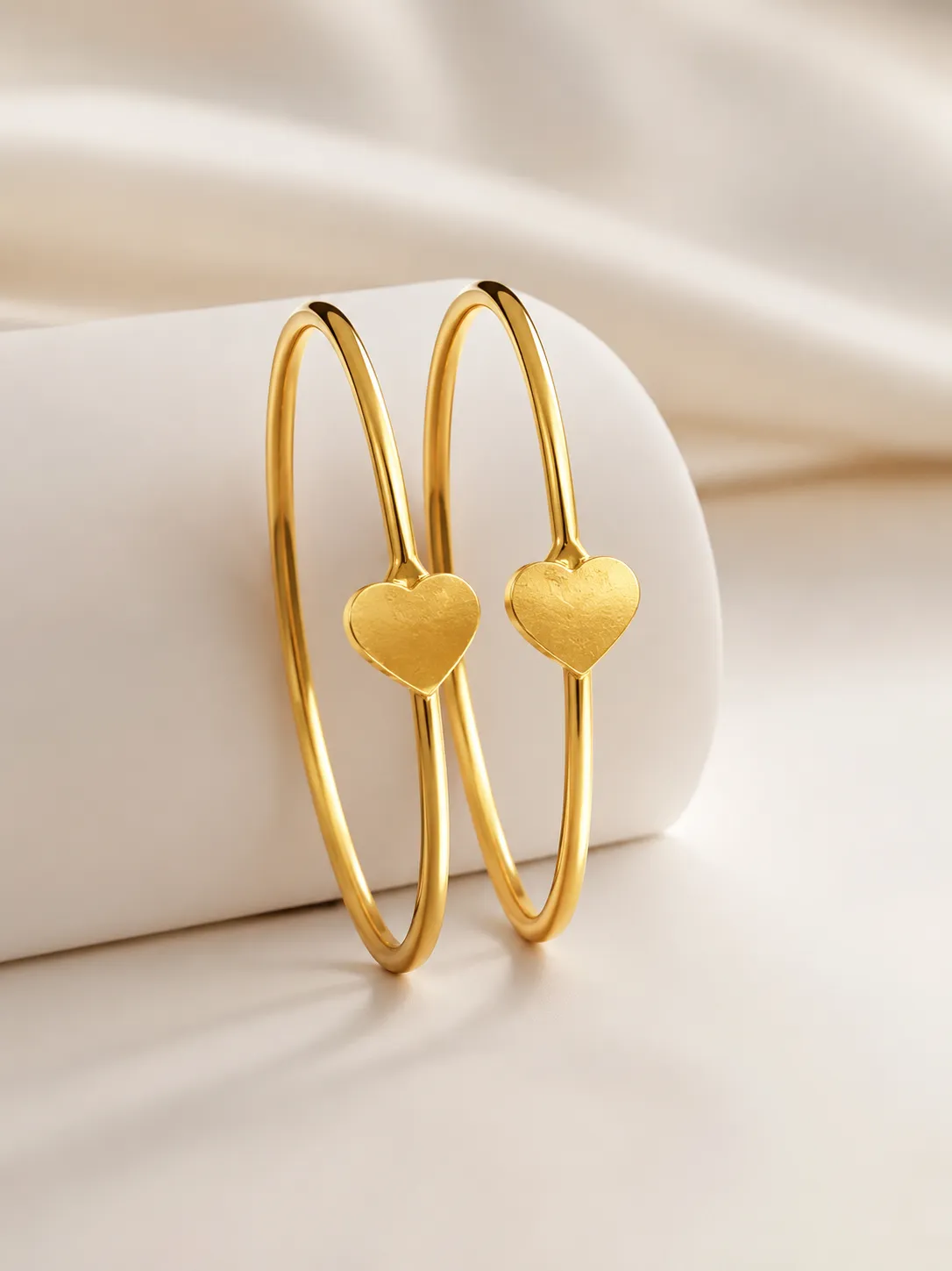 2.6 Bangles