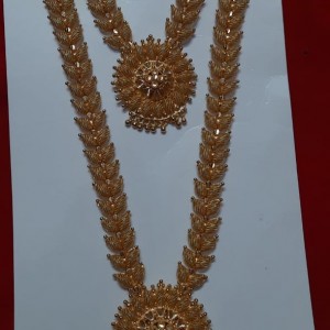 Round Arumbu Necklace & Aaram