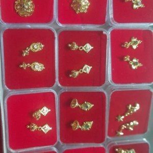 12 Piece Ear Ring box