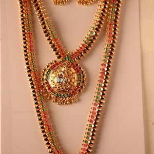 Aaram Necklace set